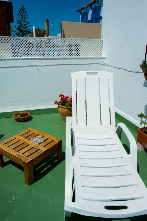 Hostal Andalucia Chipiona Bagian luar foto
