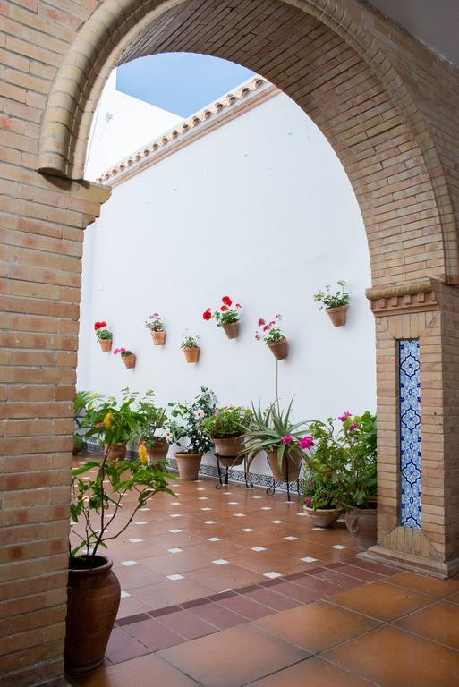 Hostal Andalucia Chipiona Bagian luar foto